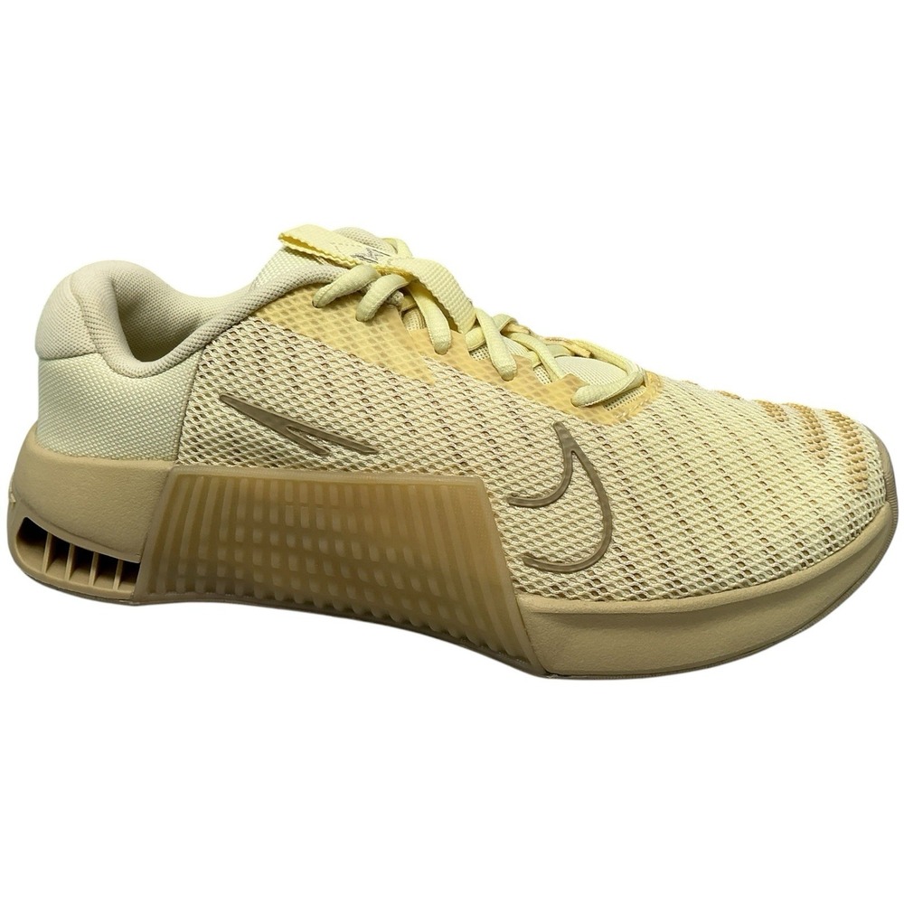 Nike Metcon 9 Premium Saturn Gold / Bronzine DZ2531-700 Women Size 8 No Box